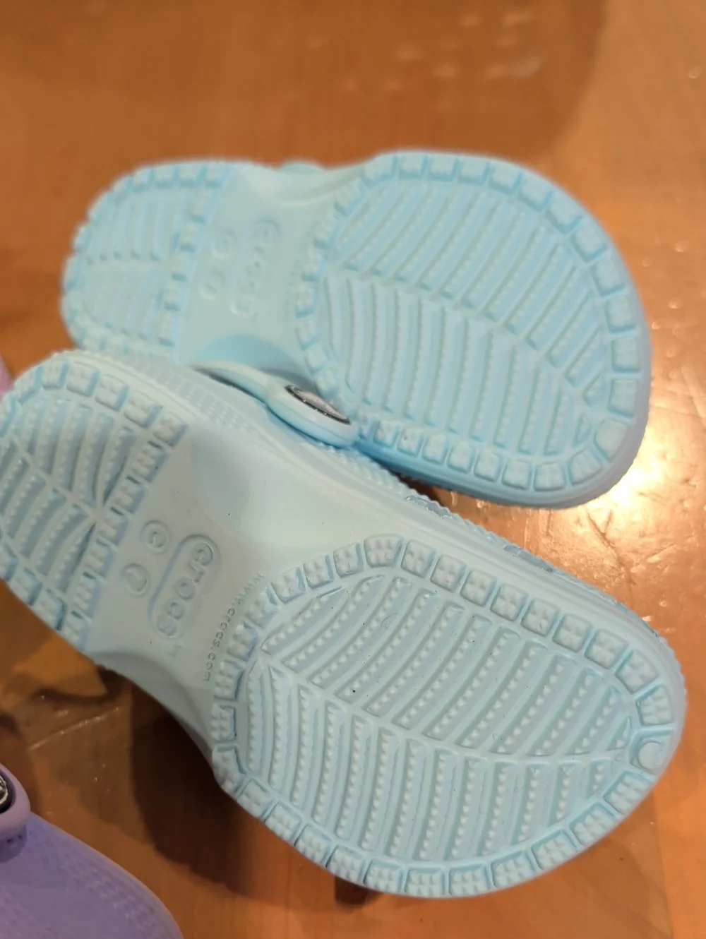 Lot Of 3 Pairs Of Toddler Crocs Size 7 Two New One Worn Blue Purple And Lilac
